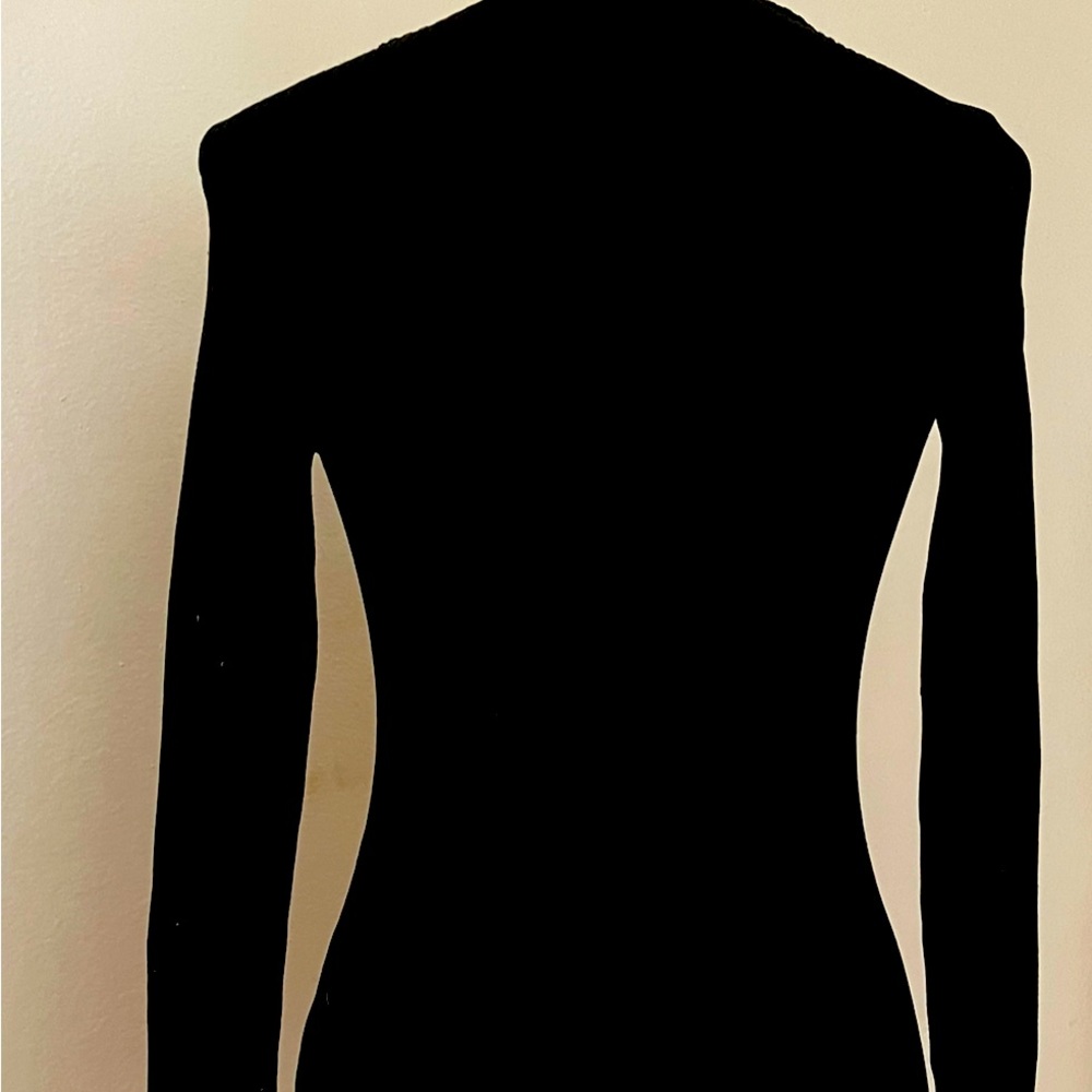 Zara Jersey woman’s black blouse, size small very casual, used 3 times